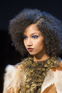 anna-sui-clp-rf17-1555.thumb.jpg.a3ac962daa40d6f5efb0e9163fa708c8.jpg