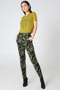 baum_und_pferdgarten_jannie_trousers_1508-000028-7897_04c.jpg