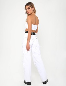 bdd573efe72e29c562f74a199ccea65c_ace-pant-white_c77f76fd-7bad-48b2-aaf6-284ff542a65a.jpg