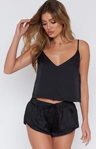 black-cami-set-194_1779bdb1-ba04-4d5f-8d04-2e79aa83e77f_4000x4000_crop_bottom.jpg