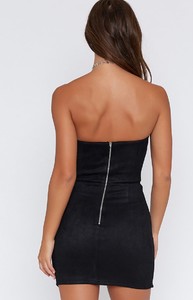 black-ring-detail-dress-297_4000x4000_crop_bottom.jpg