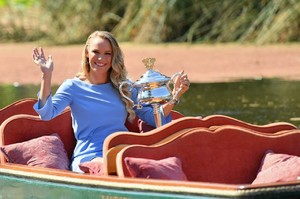 caroline-wozniacki-poses-with-her-trophy-in-melbourne-2.jpg