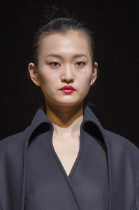 chalayan-clp-rf17-0917.thumb.jpg.4f3c5d5cc4380548a35ac6675731d0e3.jpg