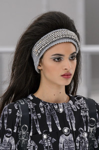 chanel-clp-rf17-3311.thumb.jpg.2f5d395a0ebb3ddab7faffafde9a468e.jpg