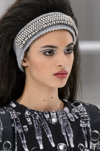 chanel-clp-rf17-3312.thumb.jpg.e31cf22fbe3f78e826706757a5cf8f85.jpg