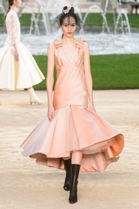 chanel-hc-rs18-0452.thumb.jpg.5ad802cc8649b22e2da22179a04dd170.jpg