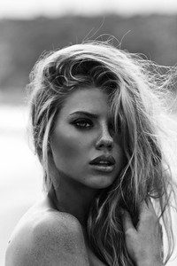 charlotte-mckinney-josie-clough-photoshoot-2017-2.jpg