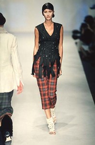 clements-ribeiro-fw-1998-6.thumb.jpg.3854543f66c2b329b16a1303bb5d9164.jpg