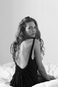 db49f514e6752cf748bce6ec346fb908--female-models-mua.thumb.jpg.53867c00218f4e82a33429f0559dc406.jpg
