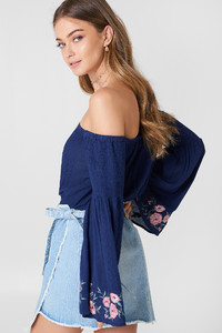 debi_flue_embroidered_smocked_off_shoulder_top_1552-000014-0003_02b.jpg