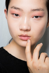 delpozo-bks-m-rf17-0302.thumb.jpg.8fad2388f57cc331a9fd1eb2957329aa.jpg