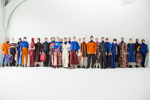 delpozo-bks-m-rf17-0656.thumb.jpg.d1d36965bcd7e8d3b62ea42f17f22eb7.jpg