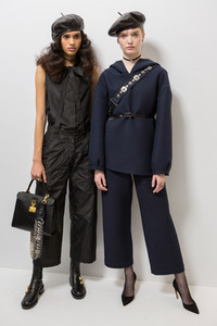 dior-bks-z-rf17-7266.thumb.jpg.a0ac51e7726062ccb38d89a85a46fa11.jpg