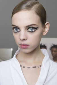 dior-hc-bks-m-rs18-8716.jpg