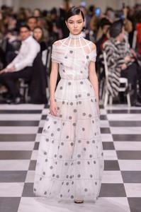 dior-hc-rs18-0113.thumb.jpg.b649cb55a6d80ef44ed5b58535bfa7f2.jpg