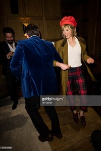 edie_burns_night_25jan18_gettyimages_6.thumb.jpg.4bf82c4e4f85f527e56bfc188ce4a7cb.jpg