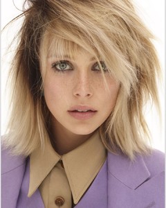 edie_love_issue19_ss18_kegrand.thumb.jpg.d98e9b9f9c8babf02bc5f3736f4c010e.jpg
