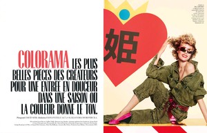 edie_vogueparis_feb18_1.thumb.jpg.5c0323f5122ea1530b751e0e3658c762.jpg