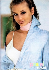elle_fr_23_may_1994_7.thumb.jpg.e5ca1f9bedb5df1d2be6ad1dc9dc16de.jpg