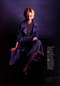 elle_us_aug_1996_18.thumb.jpg.13794ee5c28ba5f4562c5e43d4df34ac.jpg