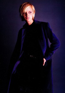 elle_us_aug_1996_19.thumb.jpg.668f8ac91853cee91e1ad855c383fb0b.jpg