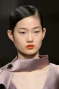 eudon-choi-clp-rf17-8228.thumb.jpg.90b395f87264027e9c3587708d49f96f.jpg