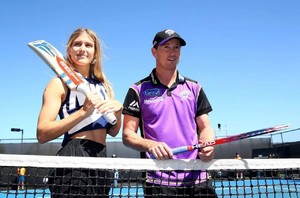 eugenie-bouchard-hobart-hit-with-george-bailey-2018-5.jpg