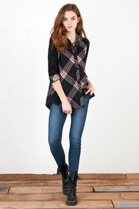 evm-lookbook-Finley_Shirts_Baseball_Marley_2541087P_1024x1024.jpg