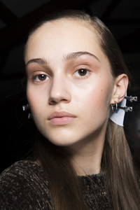 fay-bks-v-rf17-3186.thumb.jpg.d833cb9f4b579a77041da2e3871290e9.jpg