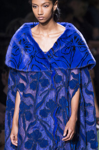 fendi-hc-clp-rf17-2373.thumb.jpg.4d3fe3c280d70837dc3fe0de68b21a3e.jpg