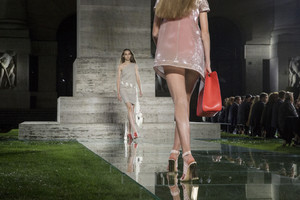 ferragamo-atm-rs18-0132.thumb.jpg.365610fdb35f258f4d6806dc5b3a91a5.jpg