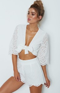 florance_wrap_top_white_3.jpg