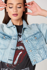 glamorous_cropped_denim_jacket_1418-000220-8393_04g.jpg