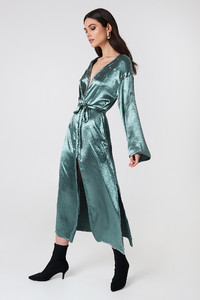 glamorous_long_sleeve_robe_dress_1418-000194-4157_01c.jpg