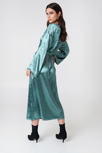 glamorous_long_sleeve_robe_dress_1418-000194-4157_02c.jpg