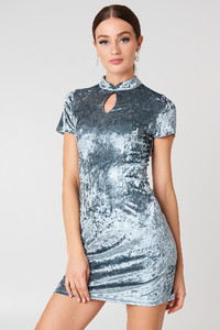 glamorous_velvet_mini_dress_1418-000192-8040_01j.jpg