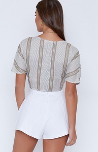 grey-stripe-tie-top-19_4000x4000_crop_bottom.jpg