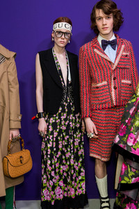 gucci-bks-z-rf17-4149.thumb.jpg.3043c29b7c781cadea864d2b0399c130.jpg