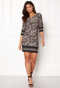 happy-holly-jessie-dress-black-patterned_1.jpg