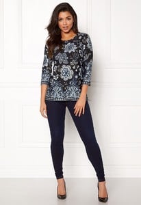 happy-holly-taylor-top-medium-blue-patterned_2.jpg