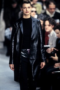 helmut-lang-fw-1994-1.thumb.jpg.a074d8746f81c396b512c115680d7c1b.jpg