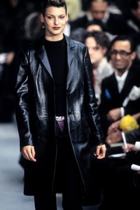 helmut-lang-fw-1994-2.thumb.jpg.bf8f37e061251a2f0add49cb40e91657.jpg