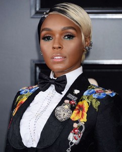 janelle-monae-2018-grammy-awards-in-new-york-2.jpg