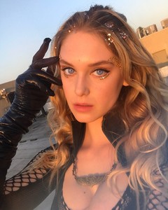 jemjellies_23161422_1810973058932555_3806935771382808576_n.jpg