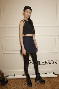 jw-anderson-bks-z-rf17-9187.thumb.jpg.4b6e81ed09a77fb64ae3157342be4fa8.jpg