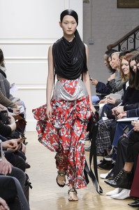 jw-anderson-rf17-1439.thumb.jpg.f426874f158d6683264ee4f4330b6902.jpg