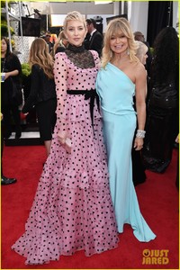 kate-hudson-goldie-hawn-sag-awards-13.jpg