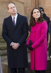 kate-middleton-coventry-cathedral-in-coventry-england-9.jpg