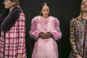 katrantzou-bks-i-rf17-2868.thumb.jpg.b19f42f8fa573d8614d1eabb7cd4e81d.jpg