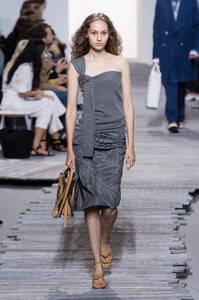kors-rs18-0318.thumb.jpg.c5432f17c5cbe5146c30badfabc32578.jpg